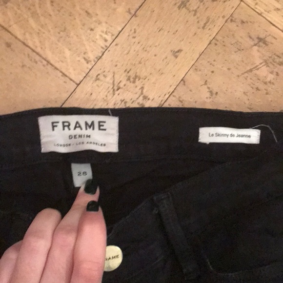 FRAME DENIM BLACK SKINNY JEAN - Picture 2 of 2